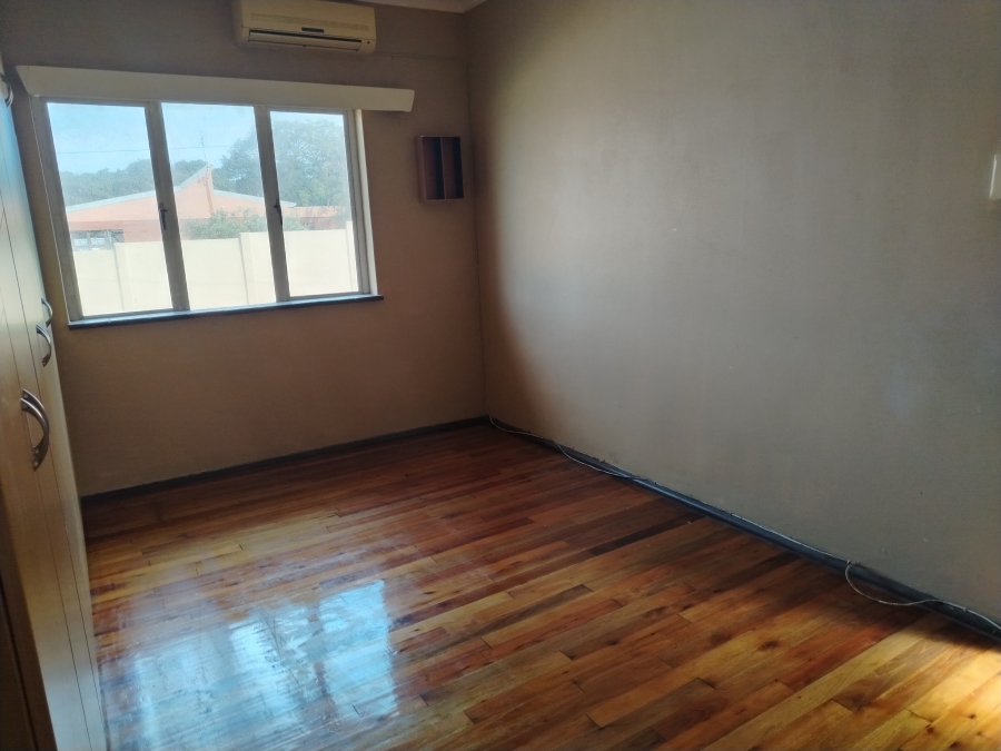 7 Bedroom Property for Sale in Bluff KwaZulu-Natal