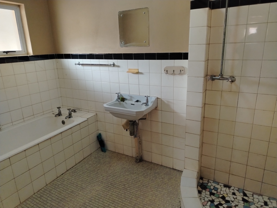 7 Bedroom Property for Sale in Bluff KwaZulu-Natal