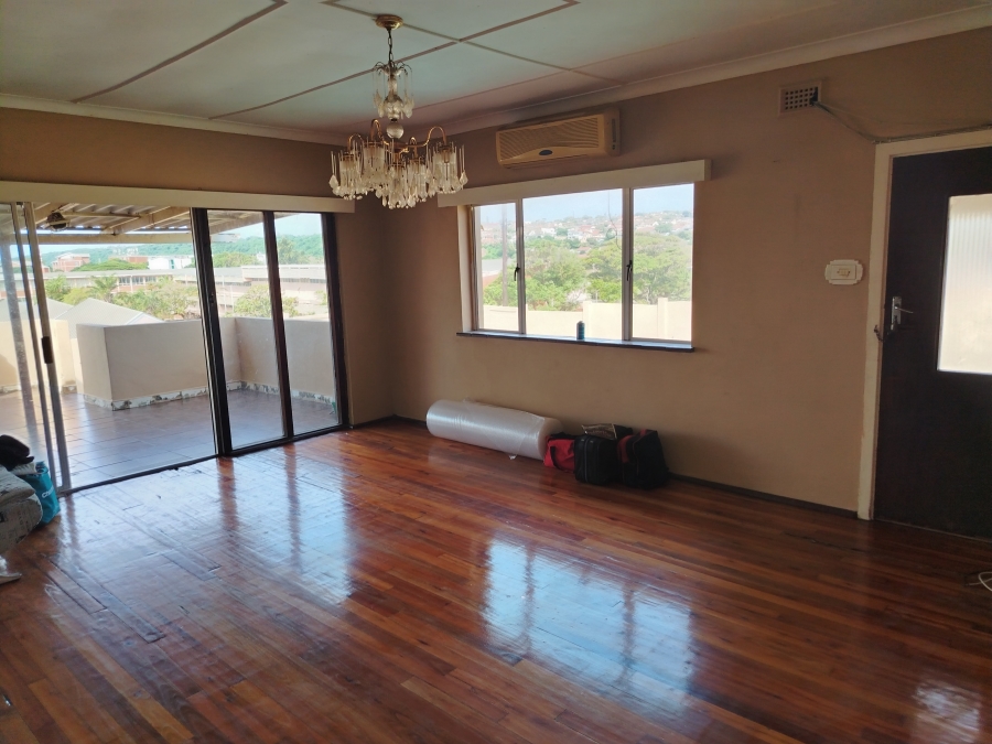 7 Bedroom Property for Sale in Bluff KwaZulu-Natal