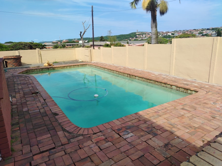 7 Bedroom Property for Sale in Bluff KwaZulu-Natal