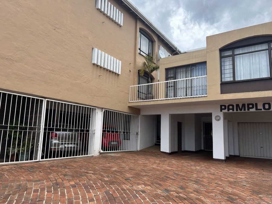 12 Bedroom Property for Sale in Glenwood KwaZulu-Natal