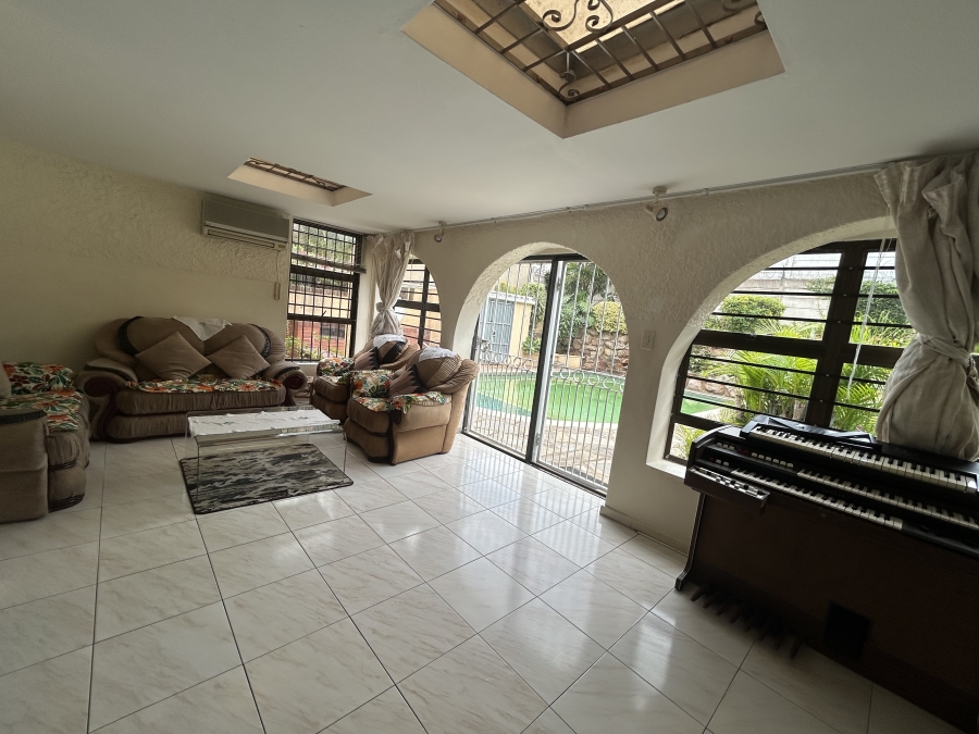 12 Bedroom Property for Sale in Glenwood KwaZulu-Natal