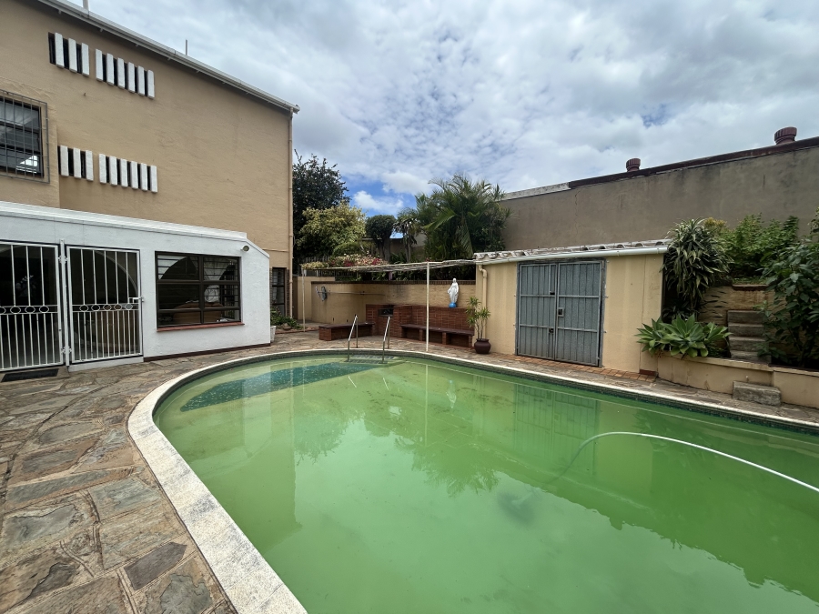 12 Bedroom Property for Sale in Glenwood KwaZulu-Natal