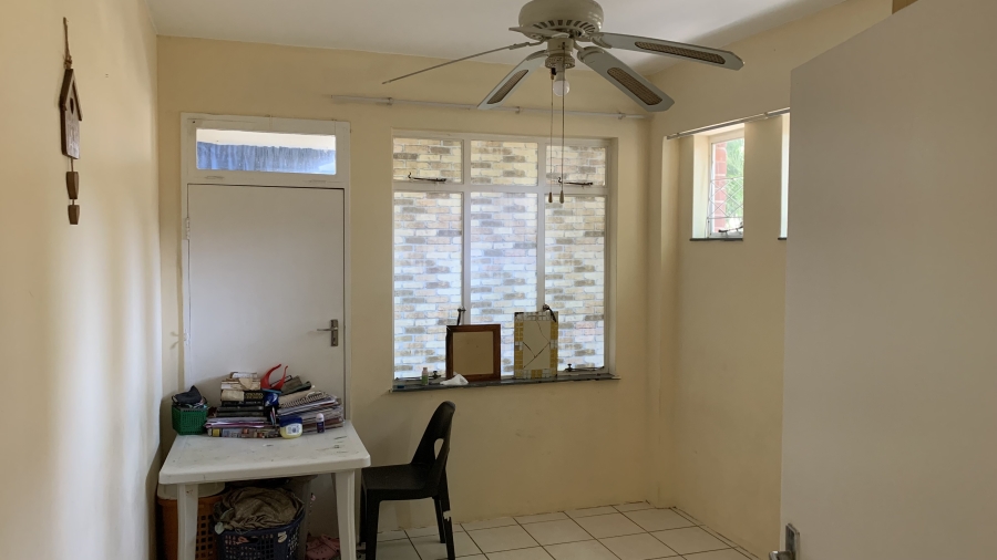 2 Bedroom Property for Sale in Glenwood KwaZulu-Natal