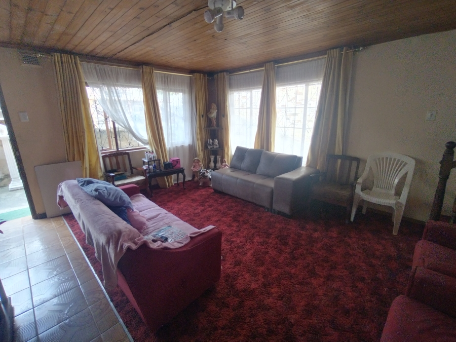 5 Bedroom Property for Sale in Crossmoor KwaZulu-Natal