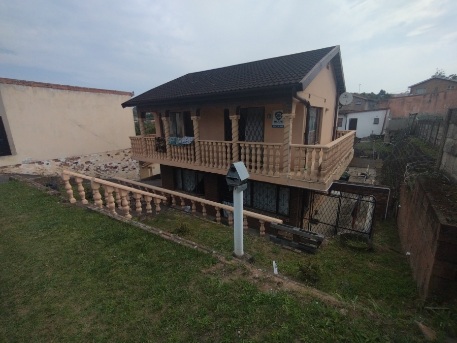 5 Bedroom Property for Sale in Crossmoor KwaZulu-Natal