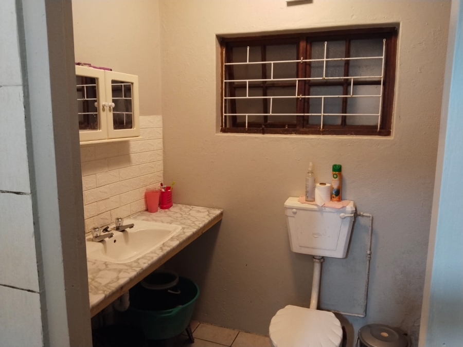 To Let 1 Bedroom Property for Rent in Belvedere KwaZulu-Natal
