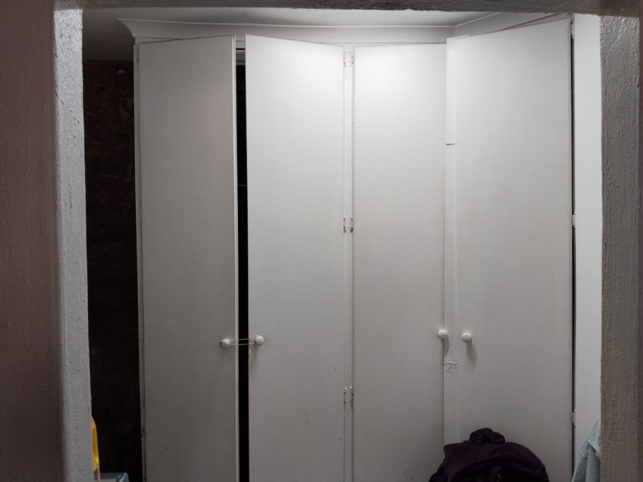 To Let 1 Bedroom Property for Rent in Belvedere KwaZulu-Natal