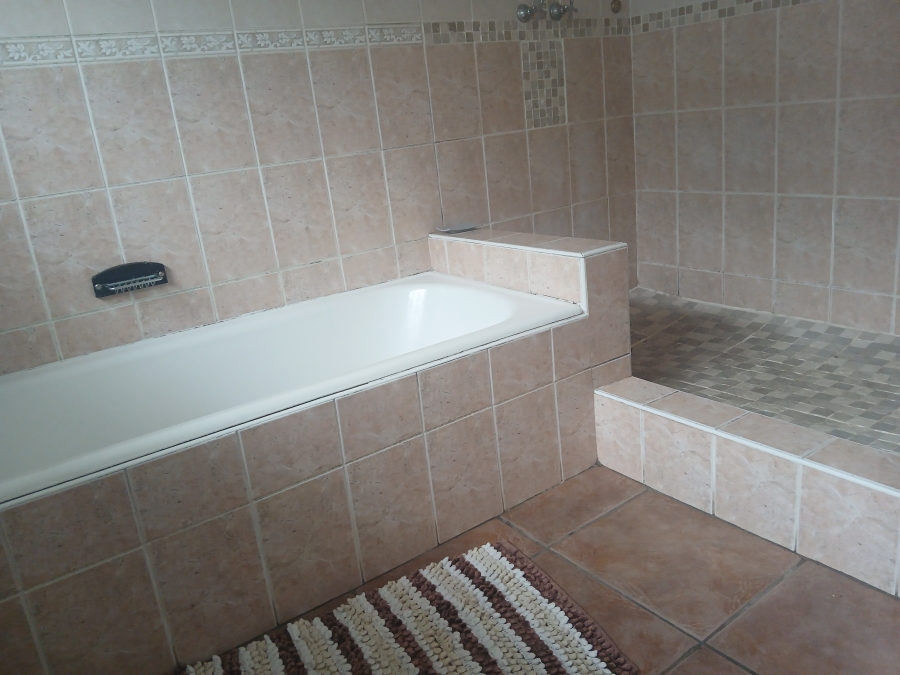 4 Bedroom Property for Sale in Manors KwaZulu-Natal