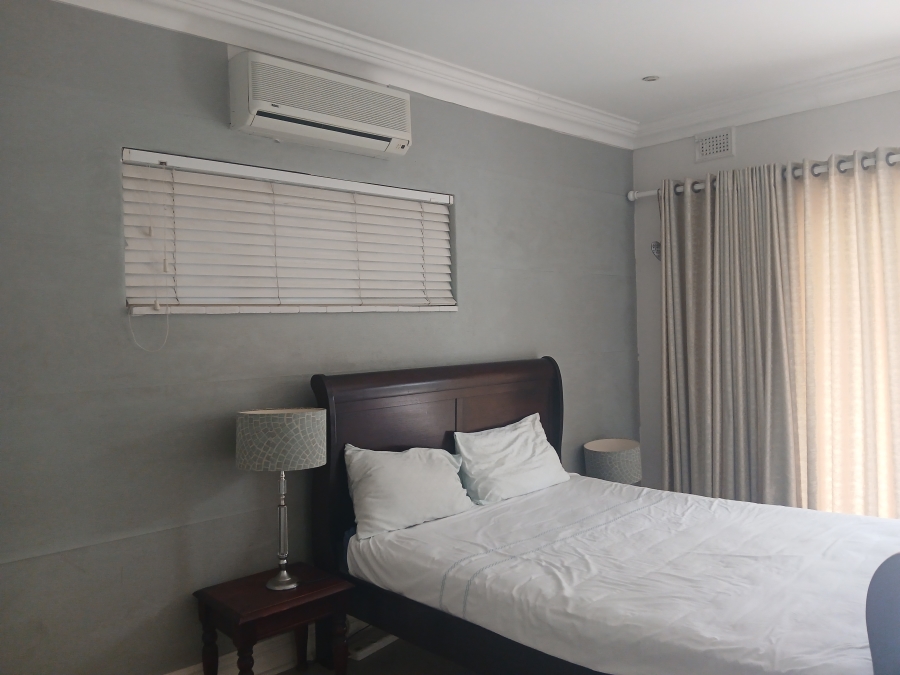 4 Bedroom Property for Sale in Manors KwaZulu-Natal