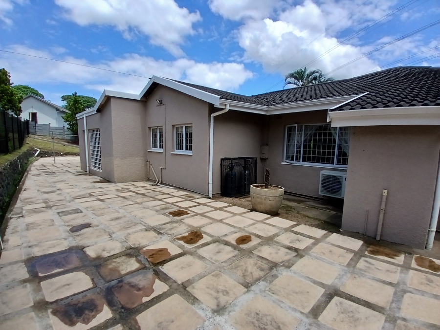 7 Bedroom Property for Sale in Farningham Ridge KwaZulu-Natal