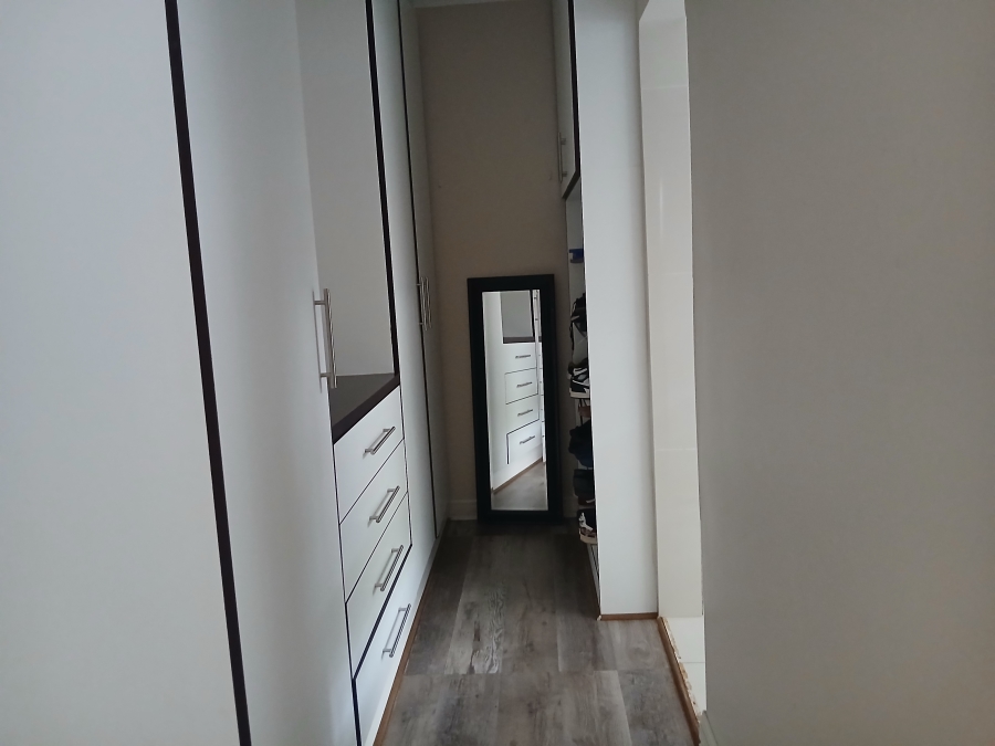 7 Bedroom Property for Sale in Farningham Ridge KwaZulu-Natal