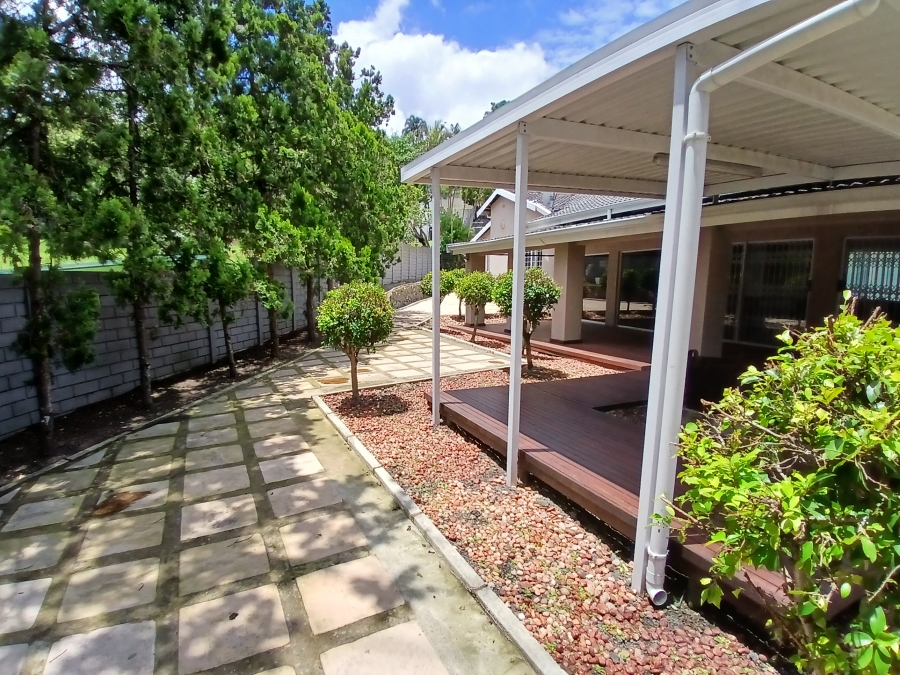 7 Bedroom Property for Sale in Farningham Ridge KwaZulu-Natal