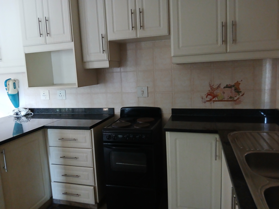 7 Bedroom Property for Sale in Farningham Ridge KwaZulu-Natal