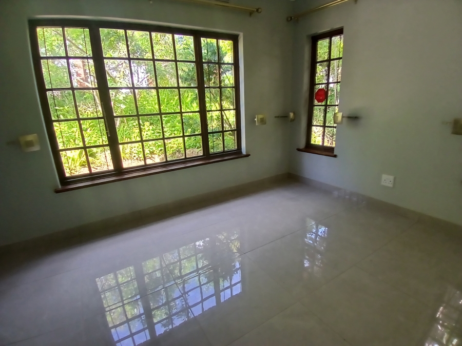 6 Bedroom Property for Sale in Winston Park KwaZulu-Natal