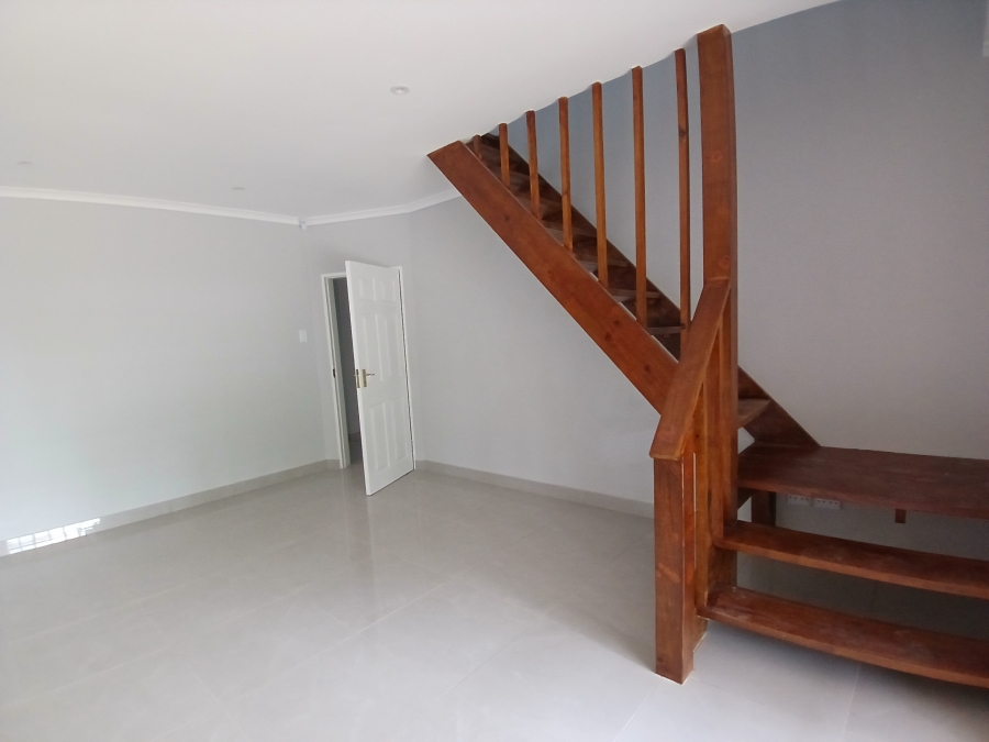 6 Bedroom Property for Sale in Winston Park KwaZulu-Natal