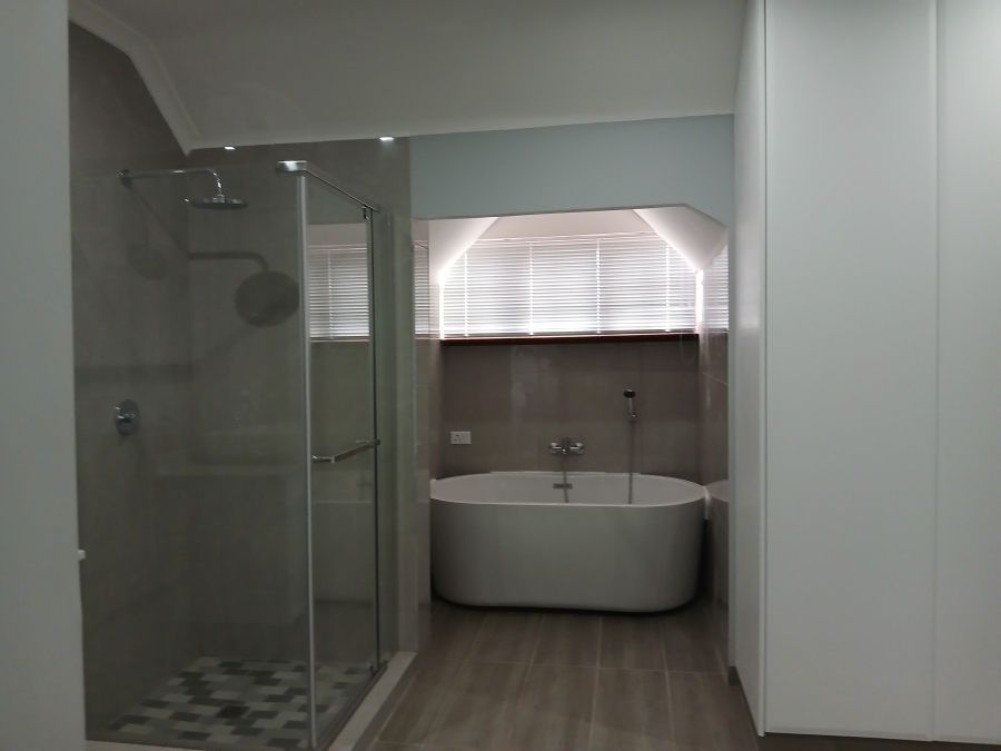 6 Bedroom Property for Sale in Winston Park KwaZulu-Natal