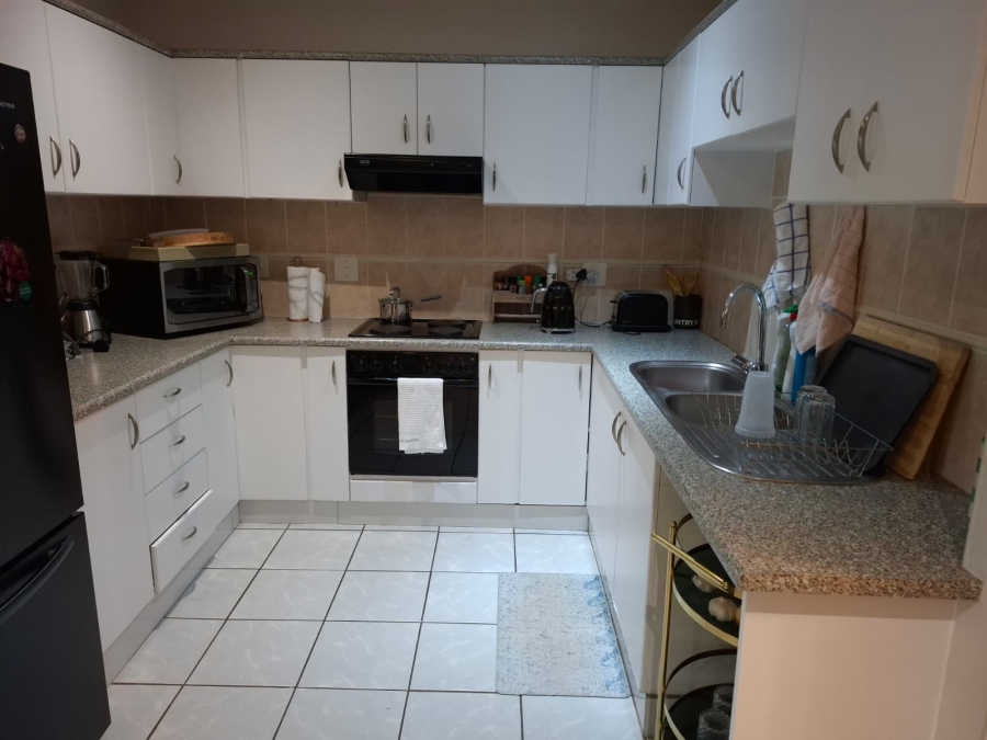 2 Bedroom Property for Sale in Lincoln Meade KwaZulu-Natal