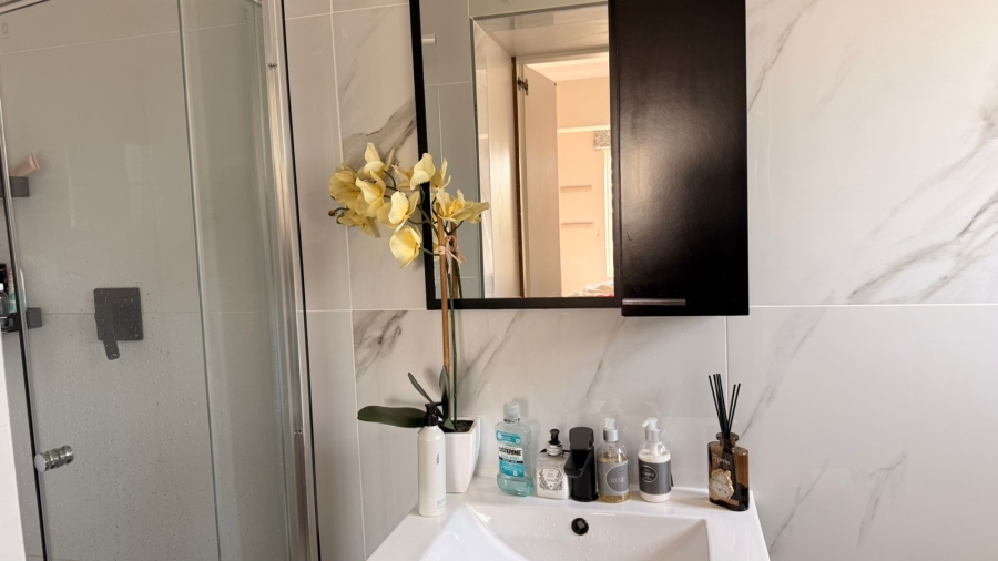 2 Bedroom Property for Sale in Lincoln Meade KwaZulu-Natal