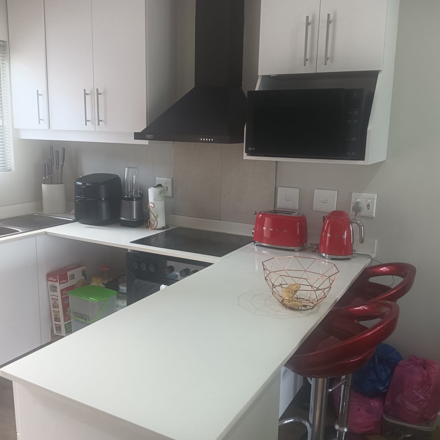 To Let 2 Bedroom Property for Rent in Hayfields KwaZulu-Natal