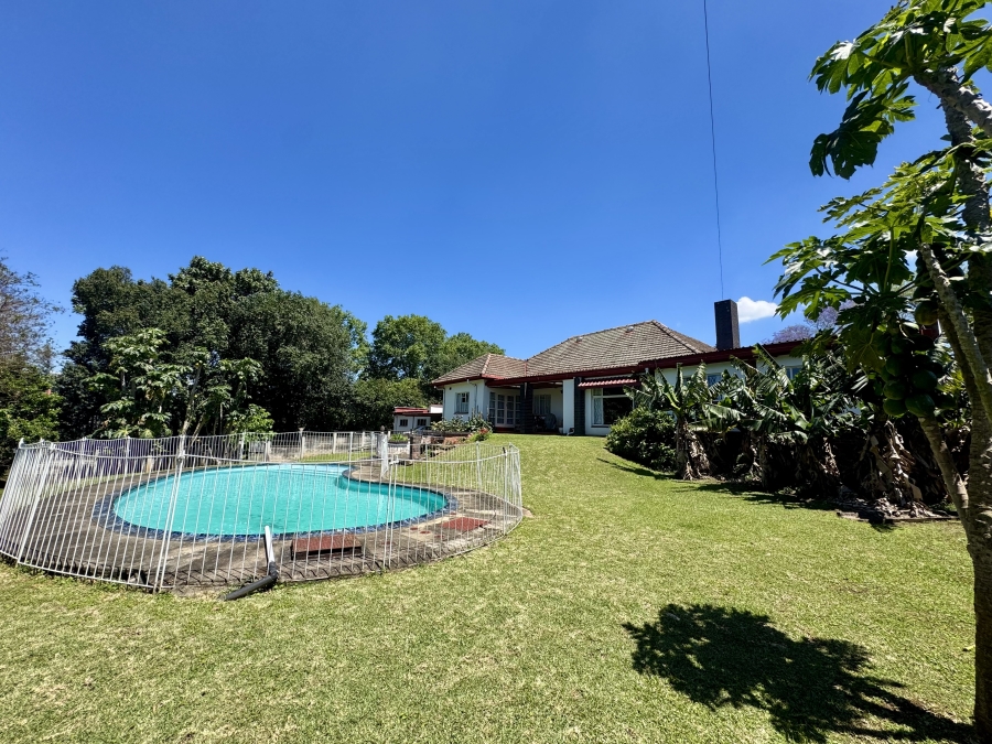 6 Bedroom Property for Sale in Clarendon KwaZulu-Natal