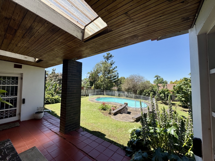 6 Bedroom Property for Sale in Clarendon KwaZulu-Natal