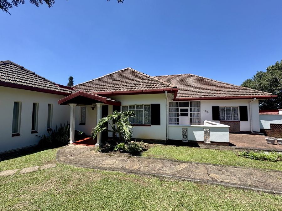 6 Bedroom Property for Sale in Clarendon KwaZulu-Natal