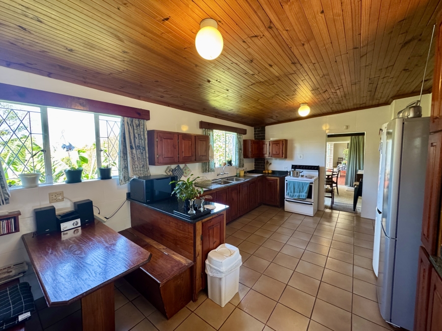 6 Bedroom Property for Sale in Clarendon KwaZulu-Natal