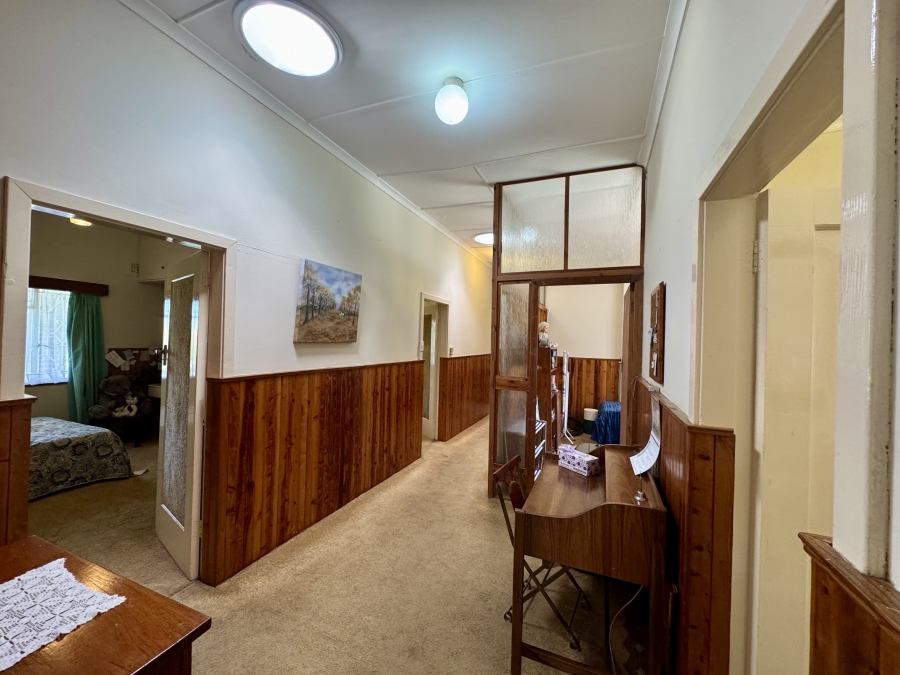 6 Bedroom Property for Sale in Clarendon KwaZulu-Natal