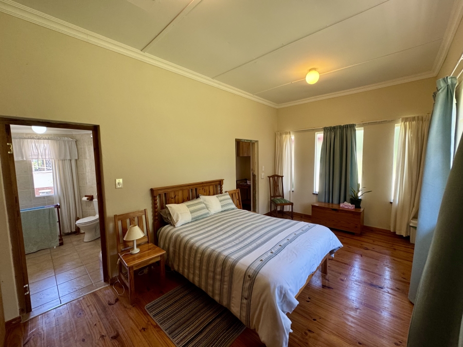 6 Bedroom Property for Sale in Clarendon KwaZulu-Natal