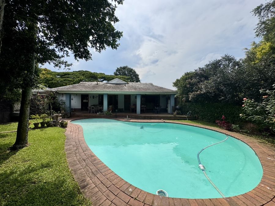 8 Bedroom Property for Sale in Montrose KwaZulu-Natal