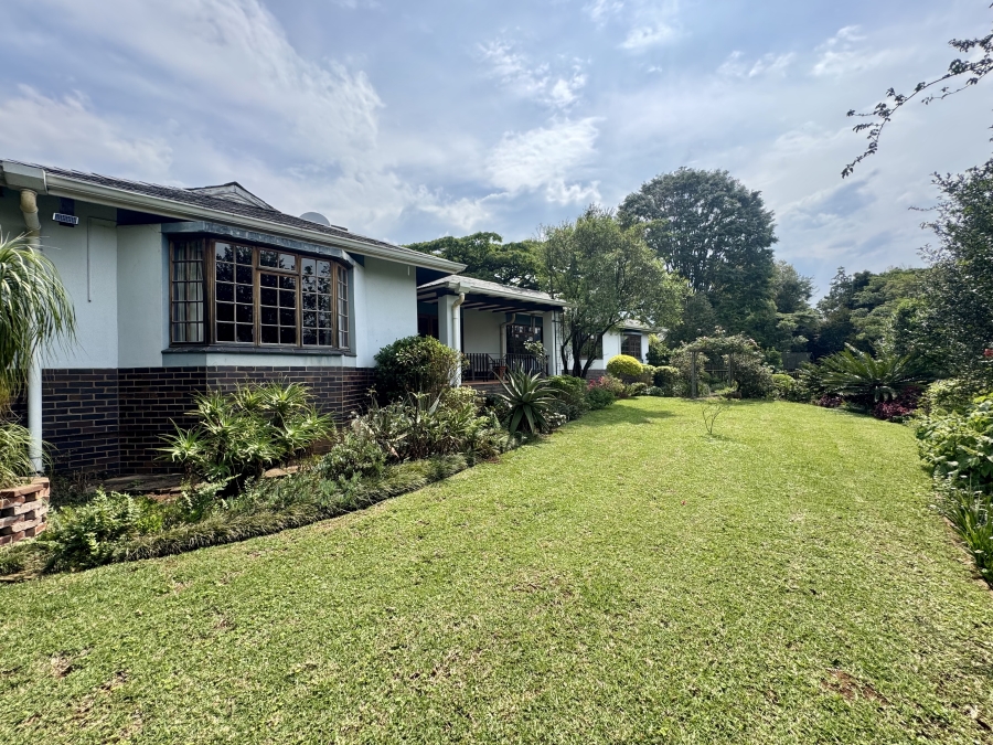 8 Bedroom Property for Sale in Montrose KwaZulu-Natal