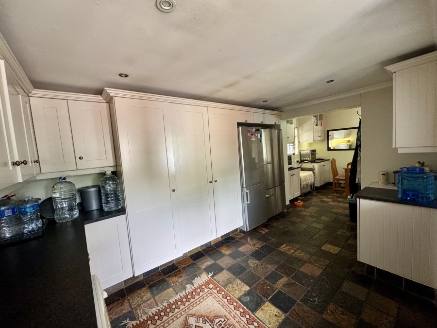 8 Bedroom Property for Sale in Montrose KwaZulu-Natal