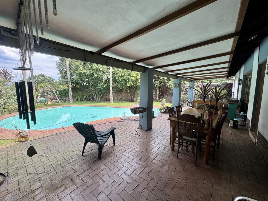 8 Bedroom Property for Sale in Montrose KwaZulu-Natal
