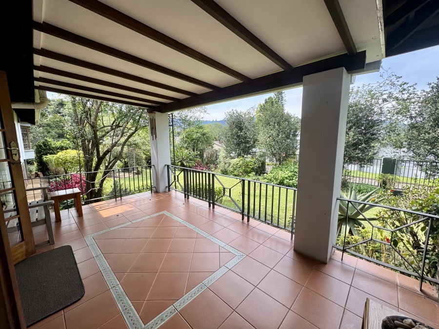 8 Bedroom Property for Sale in Montrose KwaZulu-Natal