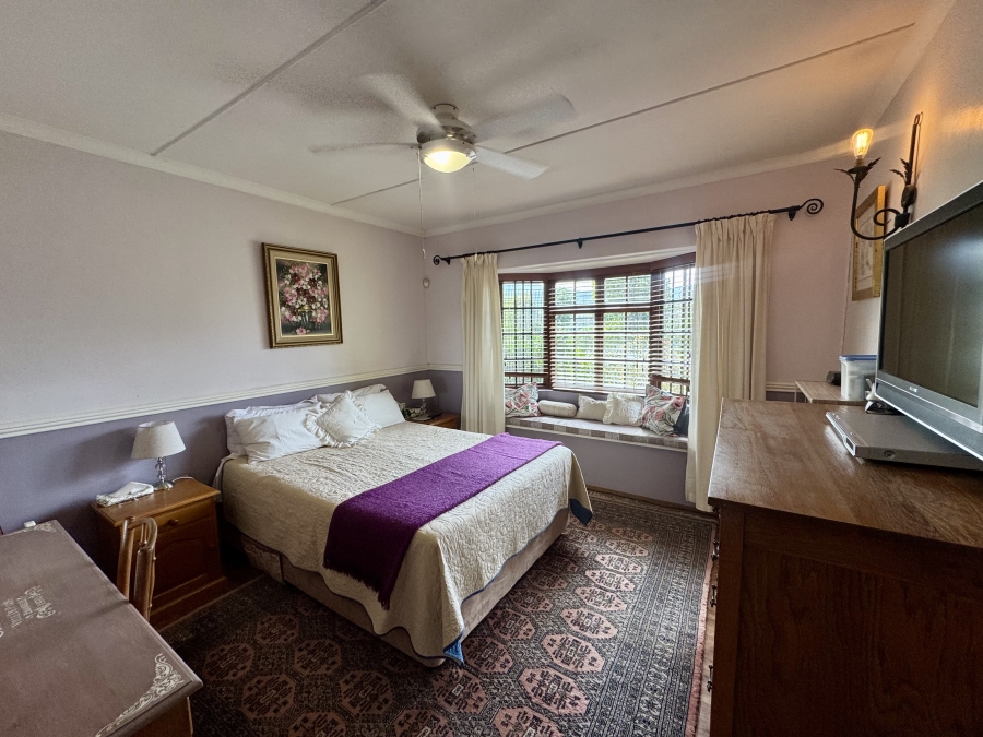 8 Bedroom Property for Sale in Montrose KwaZulu-Natal