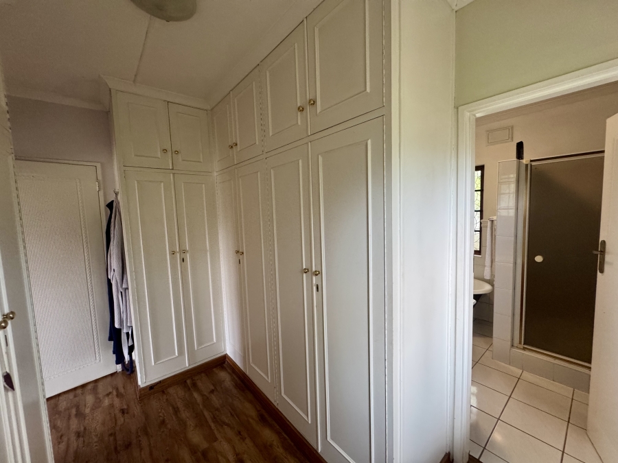 8 Bedroom Property for Sale in Montrose KwaZulu-Natal