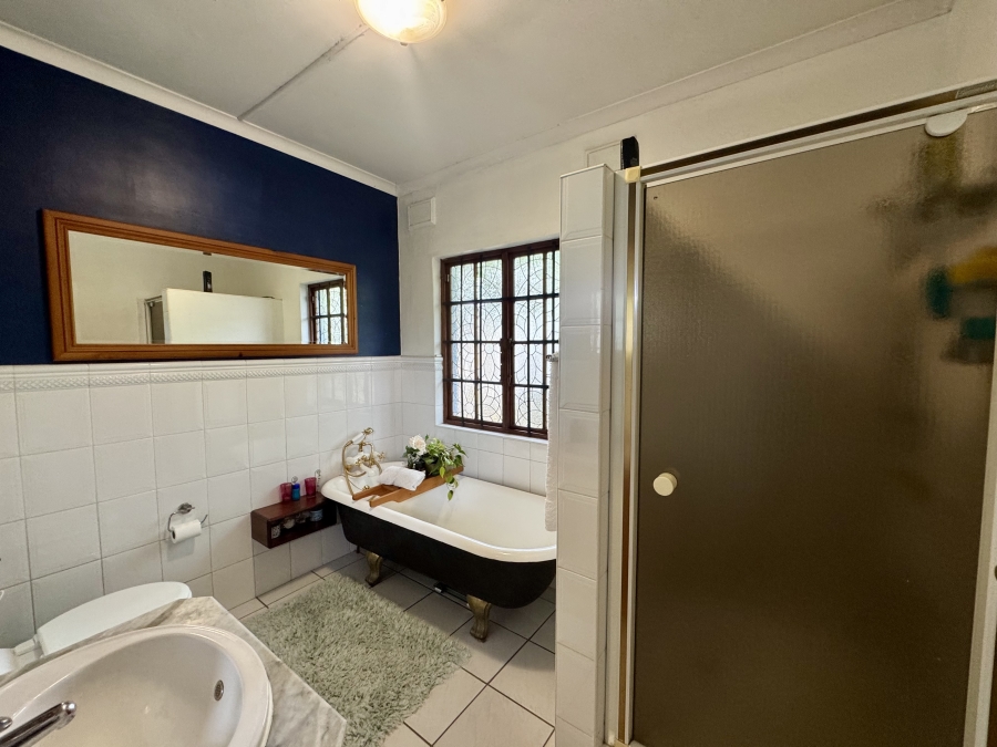 8 Bedroom Property for Sale in Montrose KwaZulu-Natal