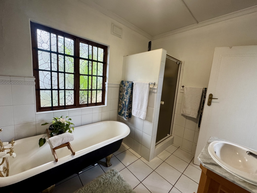 8 Bedroom Property for Sale in Montrose KwaZulu-Natal