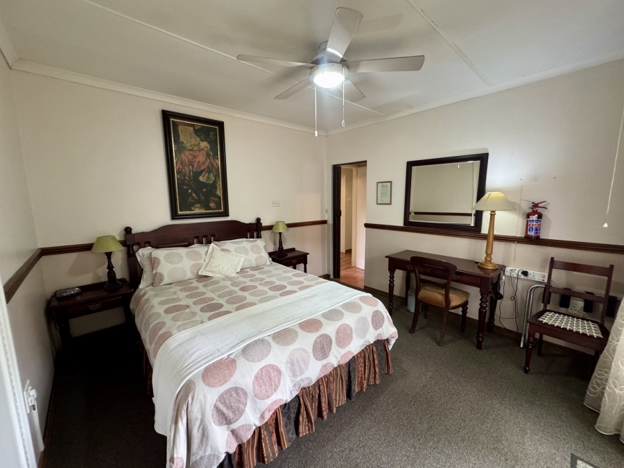 8 Bedroom Property for Sale in Montrose KwaZulu-Natal