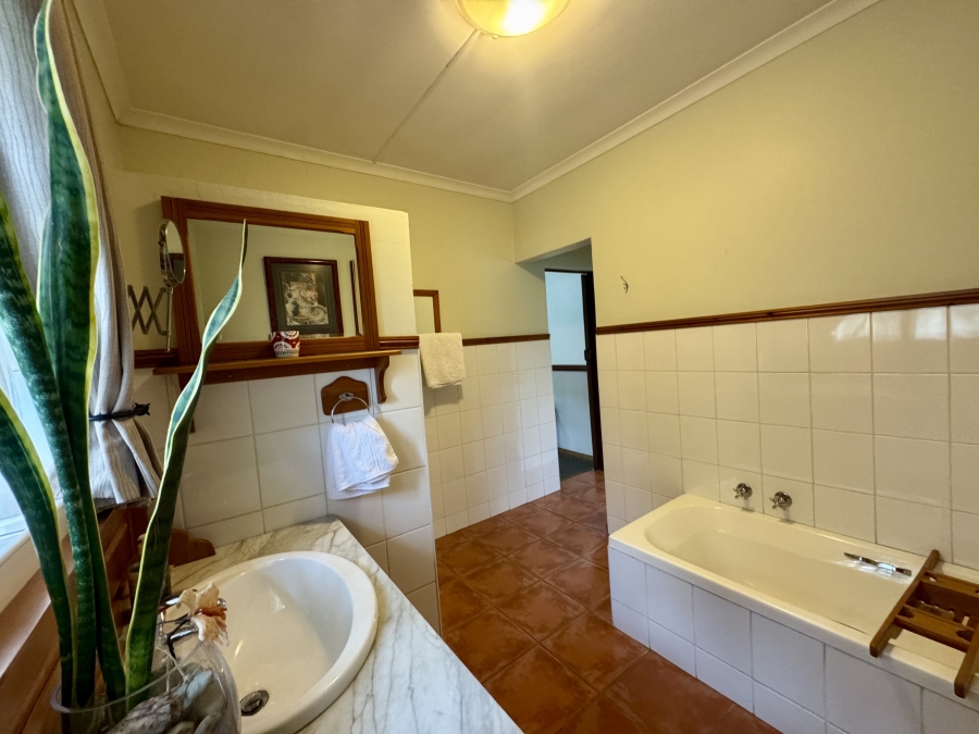 8 Bedroom Property for Sale in Montrose KwaZulu-Natal