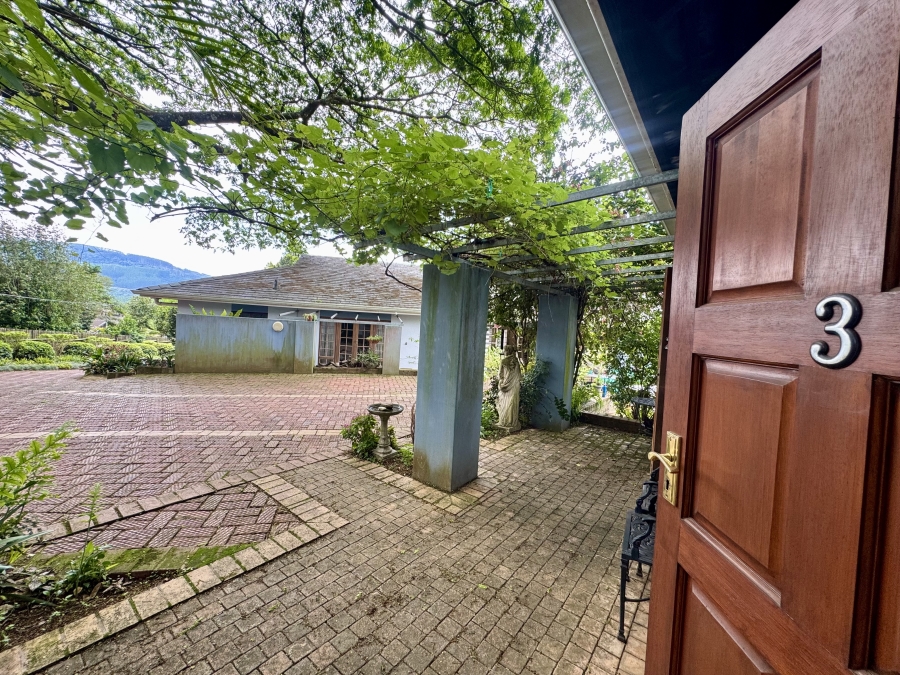 8 Bedroom Property for Sale in Montrose KwaZulu-Natal