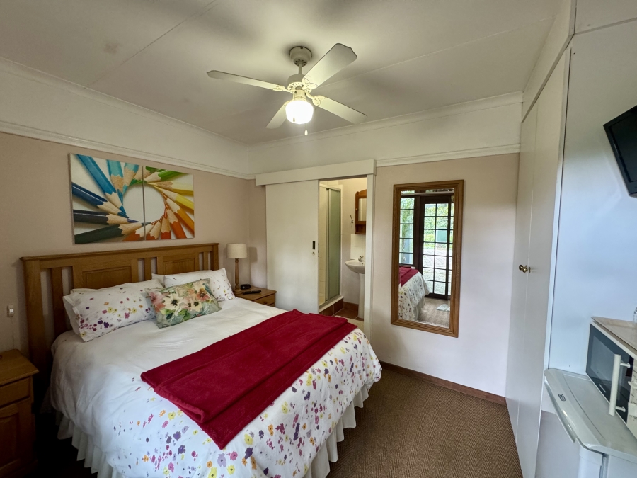 8 Bedroom Property for Sale in Montrose KwaZulu-Natal