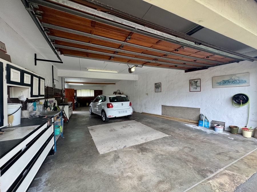 4 Bedroom Property for Sale in Hayfields KwaZulu-Natal