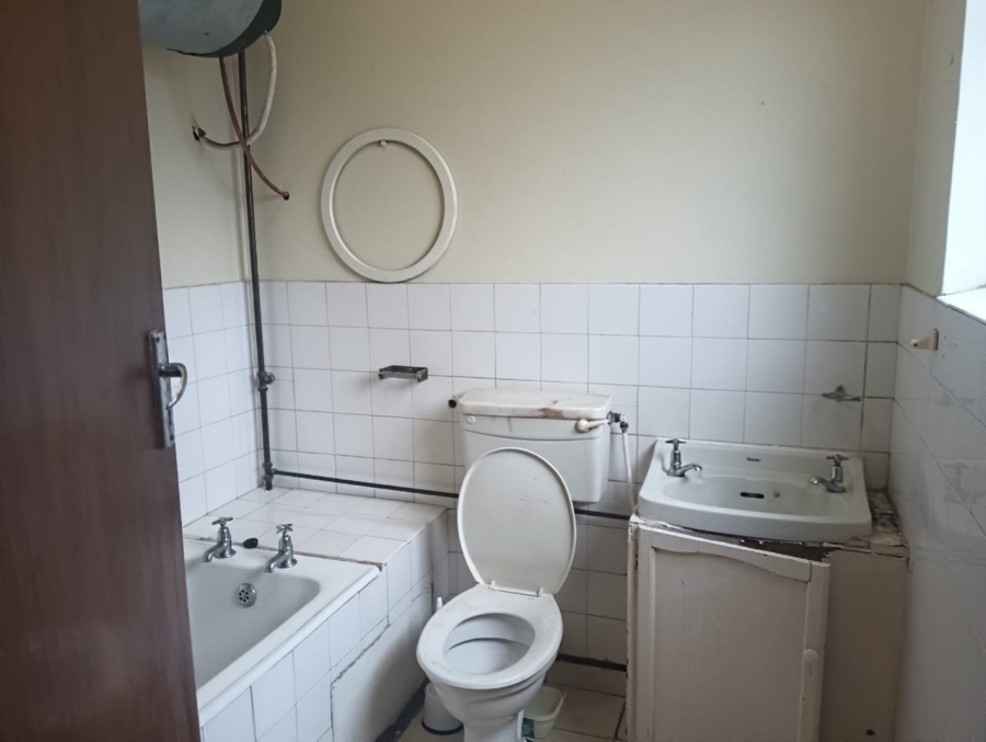 1 Bedroom Property for Sale in Scottsville KwaZulu-Natal