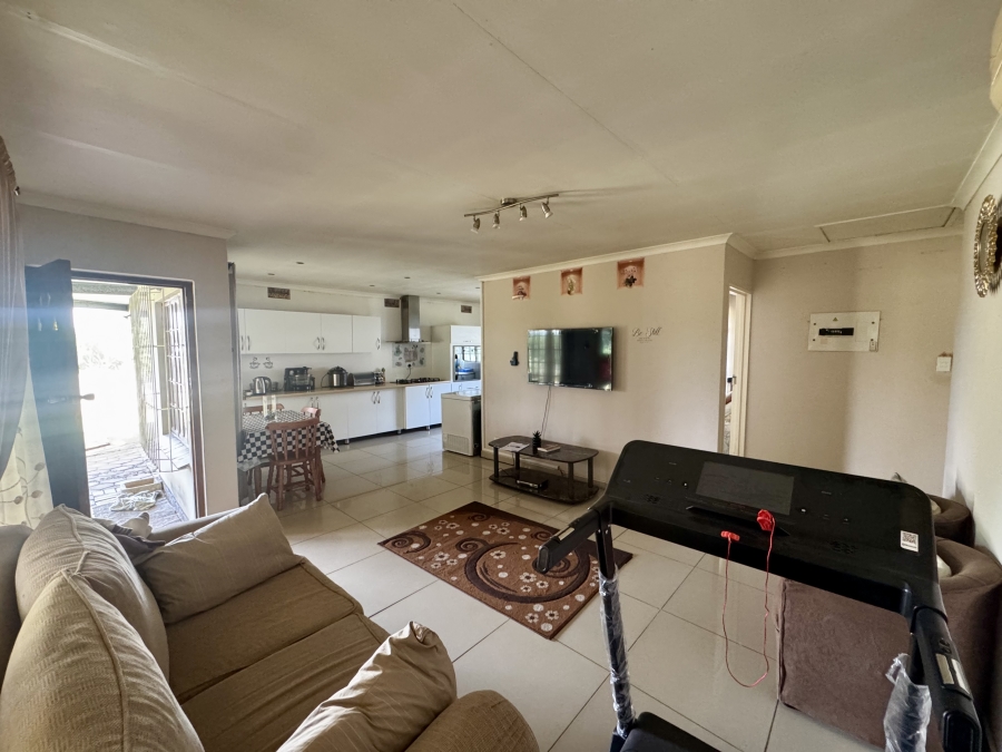 3 Bedroom Property for Sale in Lincoln Meade KwaZulu-Natal