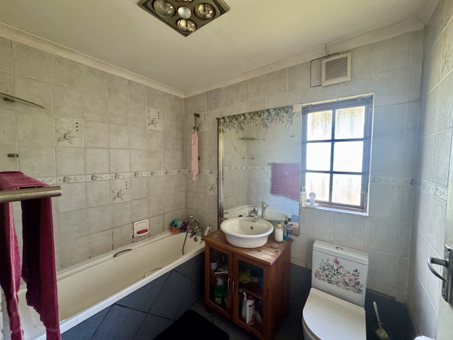 3 Bedroom Property for Sale in Lincoln Meade KwaZulu-Natal