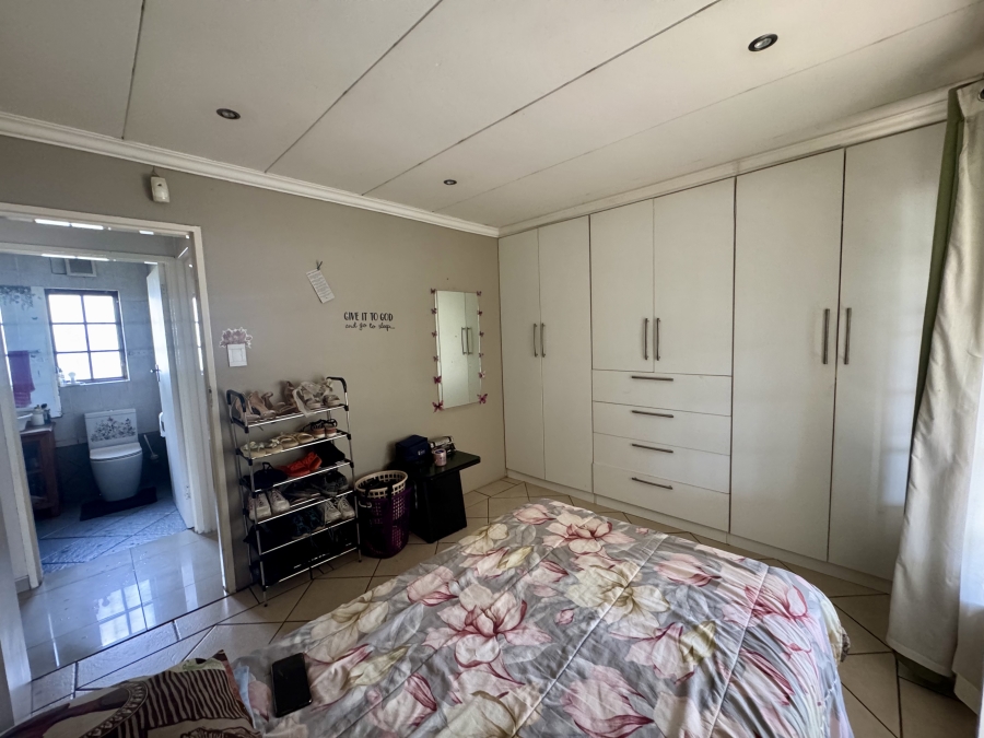 3 Bedroom Property for Sale in Lincoln Meade KwaZulu-Natal