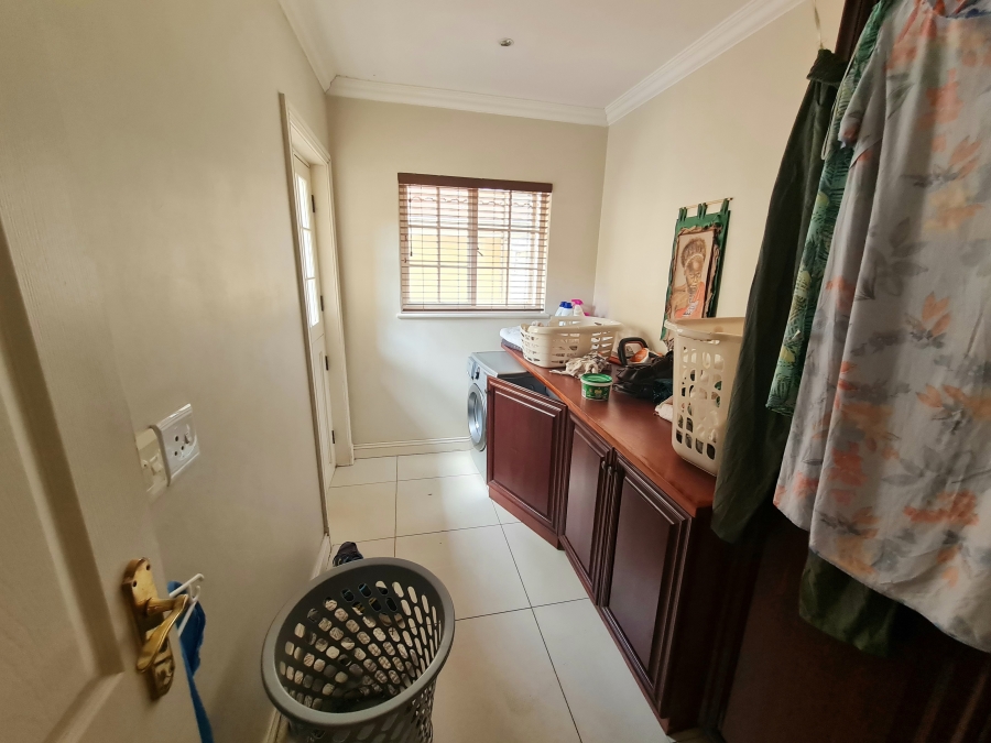 4 Bedroom Property for Sale in Oak Park KwaZulu-Natal