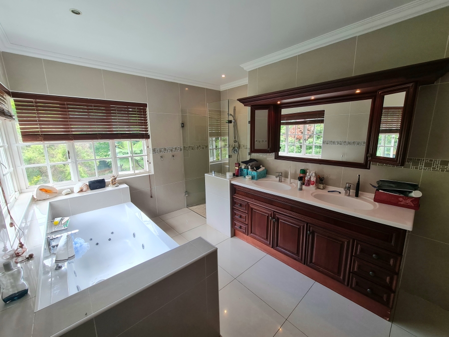 4 Bedroom Property for Sale in Oak Park KwaZulu-Natal